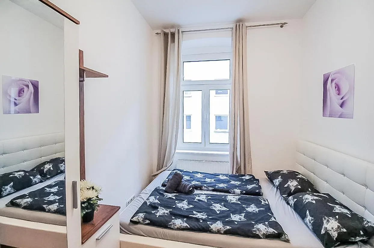 Apartment In Josefstaedter Strasse Area Vienna